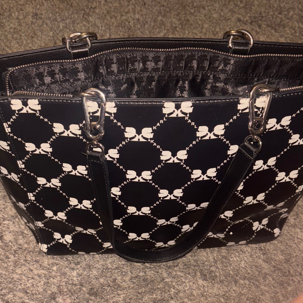 Karl Lagerfeld tote style - Picture 5 of 14